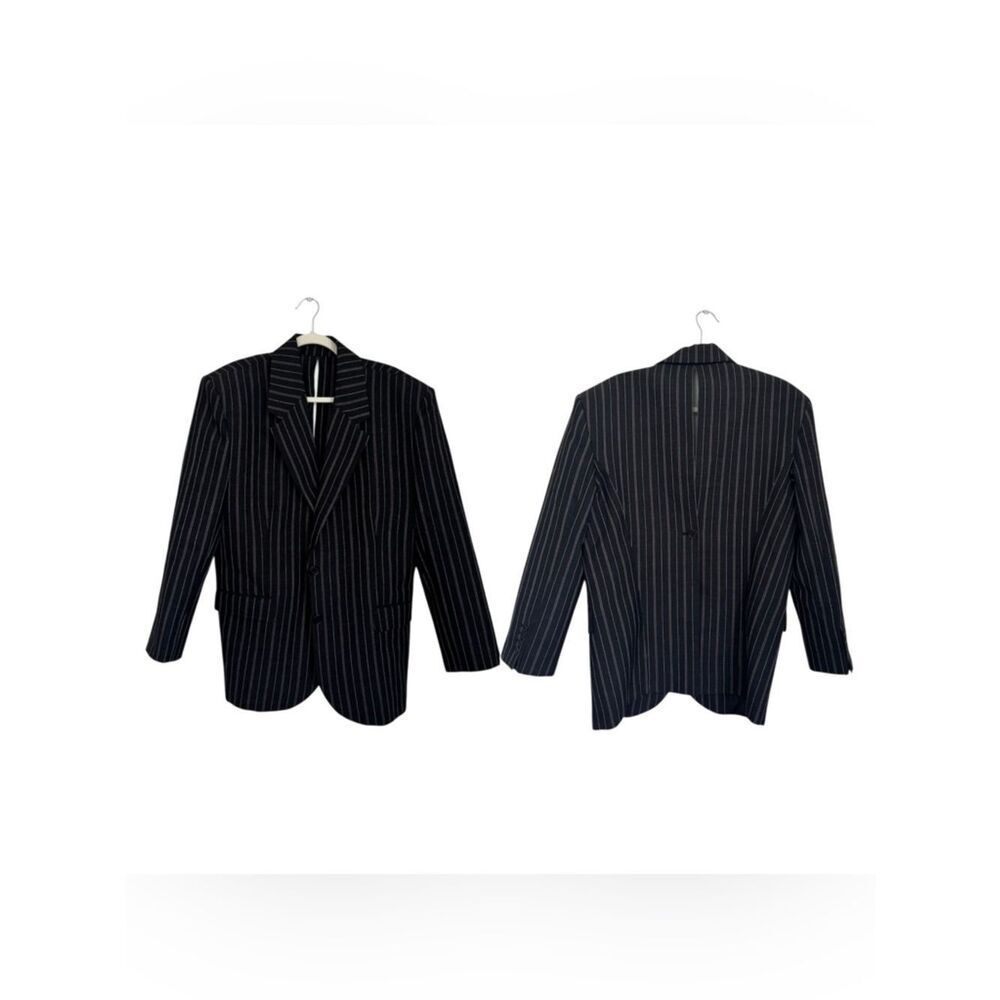 NWT HELSA Stripe Twill Boyfriend Blazer in Dark Grey Stripe - Picture 10 of 13